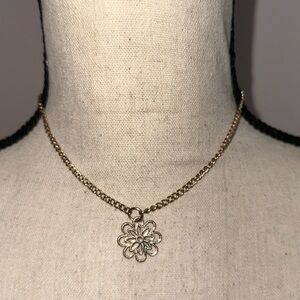 Gold Flower Pendant Necklace